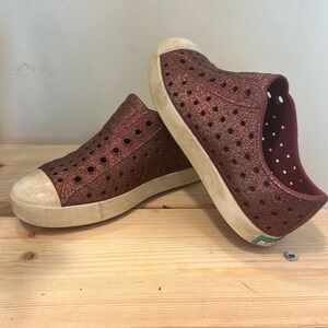 Native girls size 12c shoe